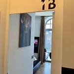 Bed & Breakfast Brussels Airport White Castle 4*