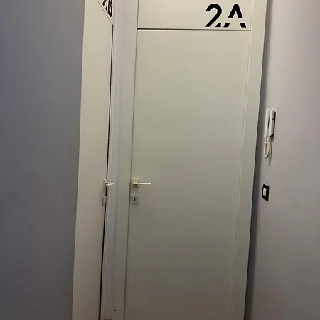 Brussels Airport White Castle Charleroi