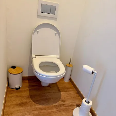 Brussels Airport White Castle Bed & Breakfast 4*