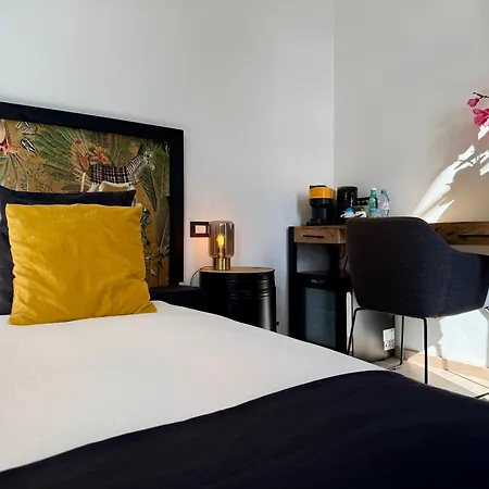 Brussels Airport White Castle