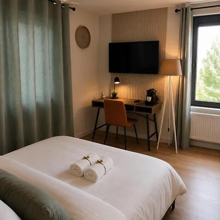 Brussels Airport White Castle 4* Charleroi
