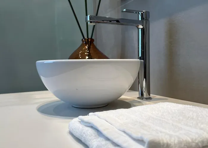 Brussels Airport White Castle Charleroi