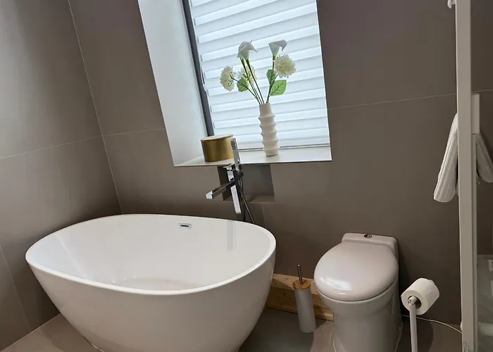 Brussels Airport White Castle Bed & Breakfast Charleroi